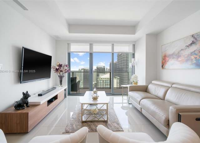 Property at 1300 S Miami Ave #4810, Miami, FL 33130, 2 beds, 2 baths