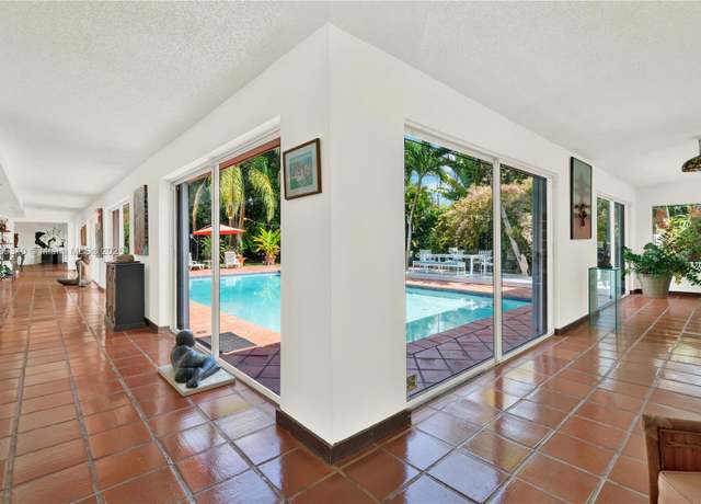 Property at 8150 SW 77th St, Miami, FL 33143, 3 beds, 2 baths
