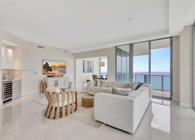 Property at 3100 N Ocean Unit H1404, Singer Island, FL 33404, 2 beds, 2.5 baths