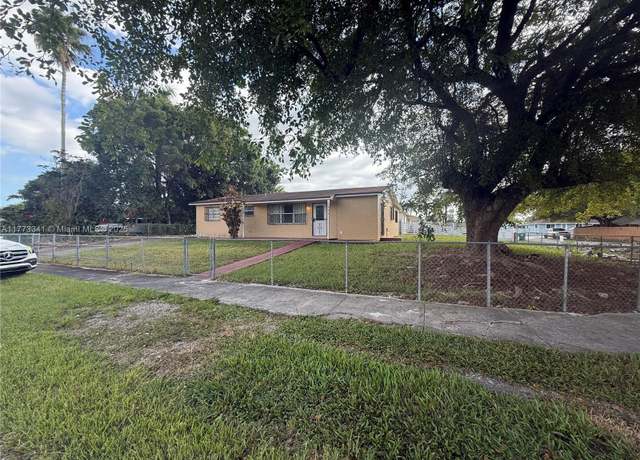 Property at 14424 SW 297th Ter, Homestead, FL 33033, 4 beds, 2 baths