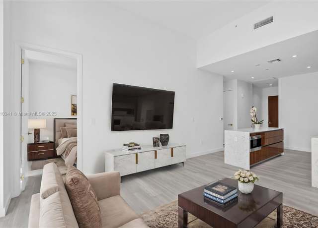 Property at 2655 S Bayshore Dr #705, Miami, FL 33133, 2 beds, 2 baths