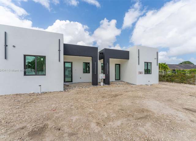 Property at 12381 SW 220th St, Miami, FL 33170, 3 beds, 2 baths