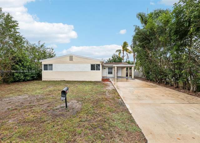 Property at 6660 Charleston St, Hollywood, FL 33024, 4 beds, 2 baths