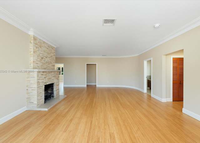 Property at 9457 Carlyle Ave, Surfside, FL 33154, 3 beds, 3 baths
