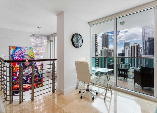 Property at 41 SE 5th St #2008, Miami, FL 33131, 2 beds, 2 baths