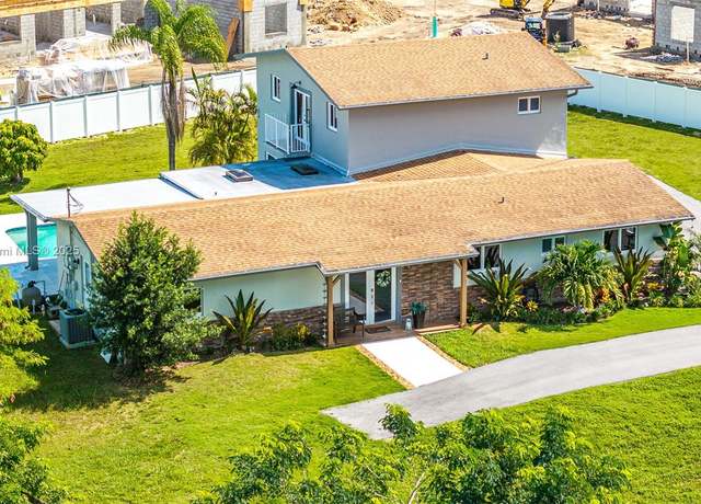 Property at 19450 SW 125th Ave, Miami, FL 33177, 4 beds, 3.5 baths