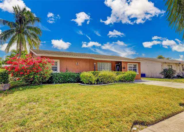 Property at 132 NW 15th Ct, Pompano Beach, FL 33060, 3 beds, 2 baths