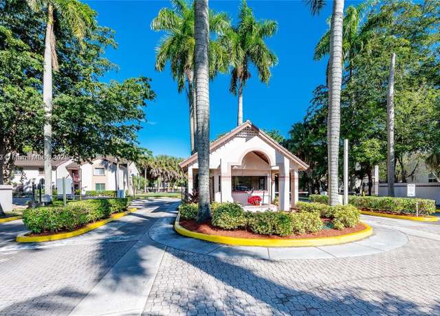 Property at 13910 SW 91st Ter #13910, Miami, FL 33186, 2 beds, 2 baths