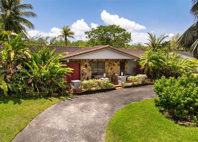 Property at 9728 SW 135th Ter, Miami, FL 33176, 3 beds, 2 baths