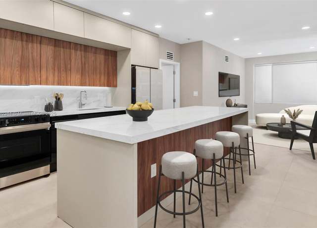 Property at 5255 Collins Ave Unit 9B, Miami Beach, FL 33140, 1 bed, 2 baths