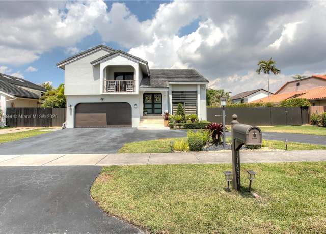 Property at 11471 SW 102nd St, Miami, FL 33176, 4 beds, 3 baths