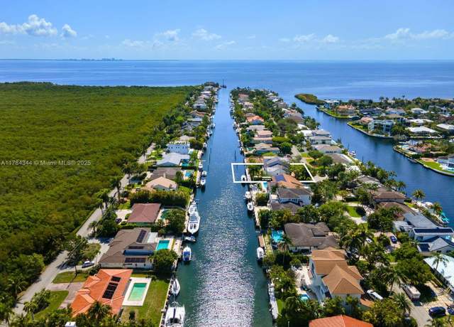Property at 1051 San Pedro Ave, Coral Gables, FL 33156, 5 beds, 4.5 baths