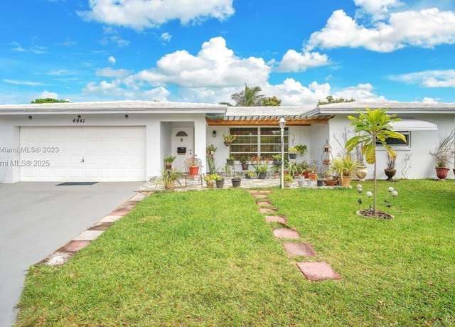 Property at 4941 NW 55th Ct, Tamarac, FL 33319, 2 beds, 2 baths