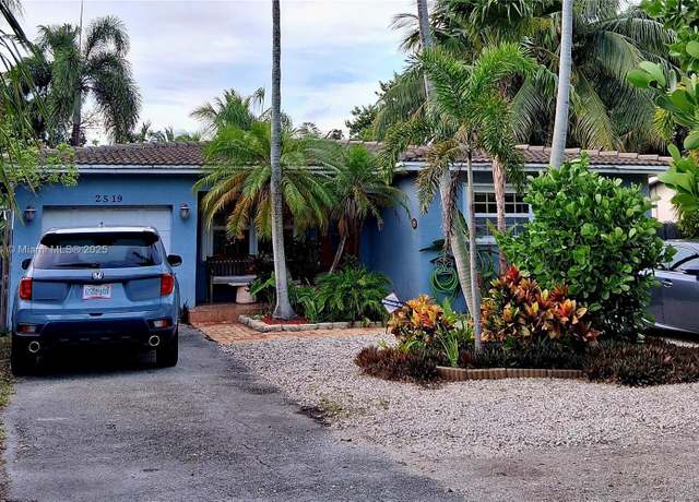 Property at 2519 Washington St, Hollywood, FL 33020, 3 beds, 3 baths