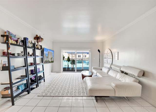 Property at 1701 S Ocean Dr #105, Hollywood, FL 33019, 1 bed, 1 bath
