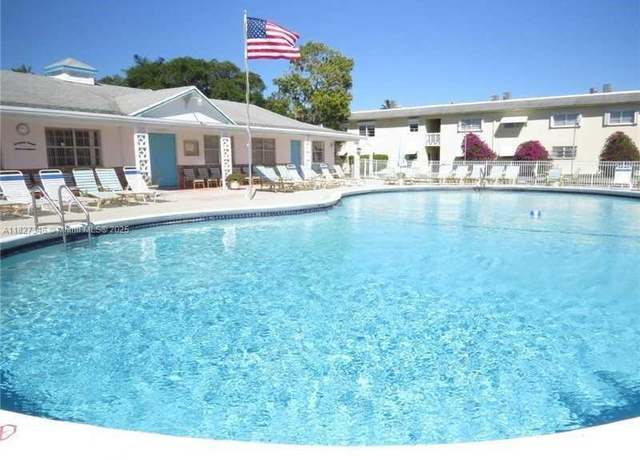 Property at 1350 N 12th Ct Unit 6B, Hollywood, FL 33019, 1 bed, 1.5 baths