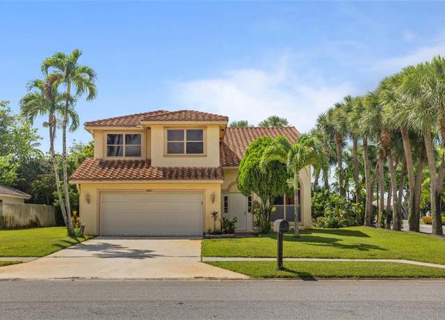 Property at 8500 Tourmaline Blvd, Boynton Beach, FL 33472, 3 beds, 2.5 baths