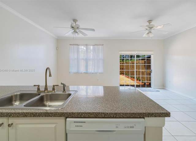 Property at 9135 SW 203rd Ter, Cutler Bay, FL 33189, 3 beds, 2.5 baths