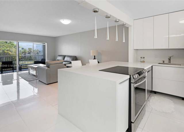 Property at 600 NE 2nd St #308, Dania Beach, FL 33004, 1 bed, 1 bath