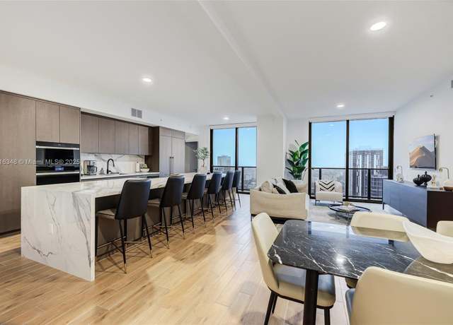 Property at 398 NE 5th St Unit 3718-3719, Miami, FL 33132, 4 beds, 4 baths