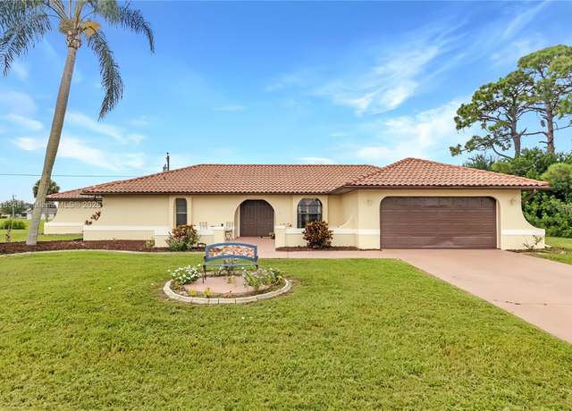 Property at 1904 Gardner Ave, Lehigh Acres, FL 33936, 8 beds, 6 baths