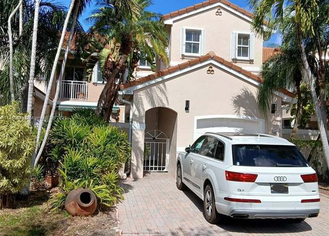 Property at 1065 River Birch St #1065, Hollywood, FL 33019, 2 beds, 2 baths