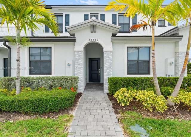 Property at 28569 SW 132nd Ct, Homestead, FL 33033, 3 beds, 3 baths