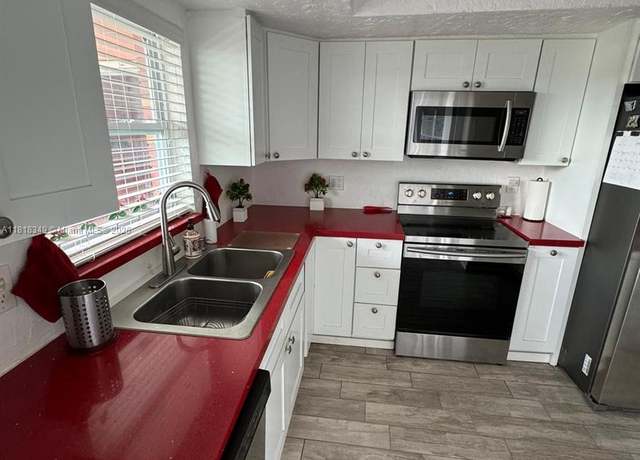 Property at 180 NE 12th Ave Unit 17E, Hallandale Beach, FL 33009, 2 beds, 2 baths