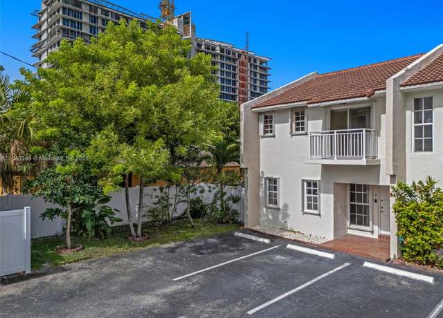 Property at 2050 NE 140th St #1, North Miami Beach, FL 33181, 3 beds, 2.5 baths