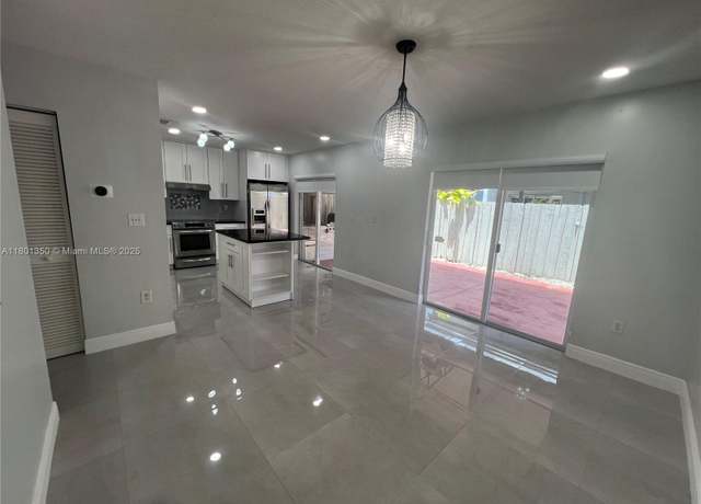 Property at 6014 SW 162nd Pl, Miami, FL 33193, 4 beds, 3 baths