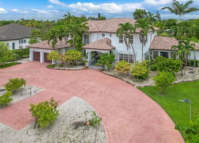 Property at 10201 SW 62nd St, Miami, FL 33173, 6 beds, 5 baths