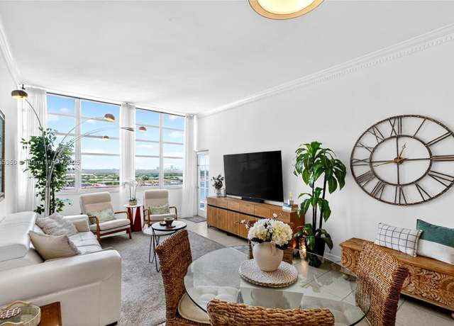 Property at 1351 NE Miami Gardens Dr Unit 1712E, Miami, FL 33179, 1 bed, 2 baths