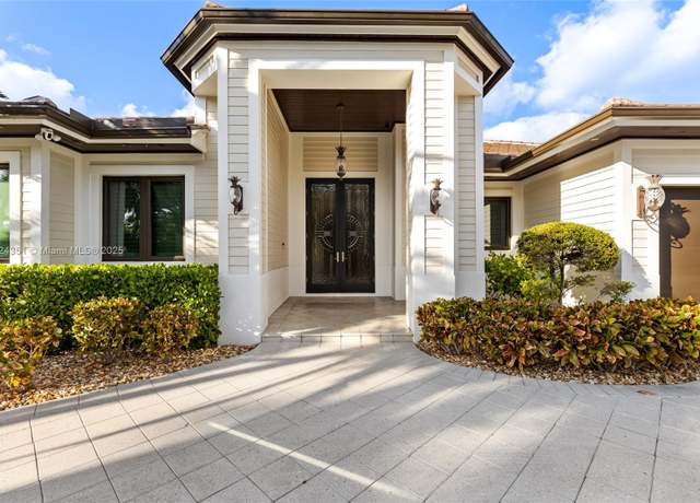 Property at 2381 NE 24th St, Lighthouse Point, FL 33064, 3 beds, 3 baths