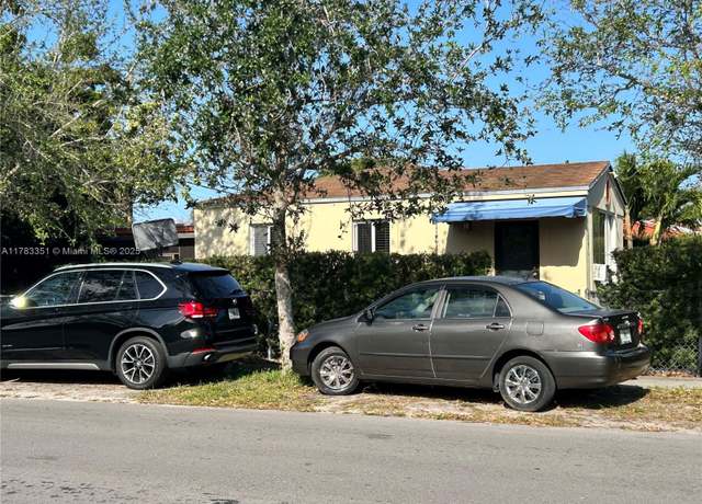Property at 5291 SW 5th St, Miami, FL 33134, 3 beds, 2 baths