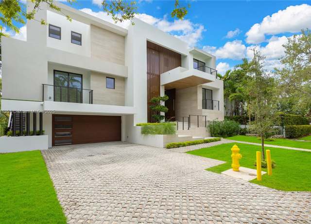 Property at 285 Woodcrest Rd, Key Biscayne, FL 33149, 6 beds, 5.5 baths