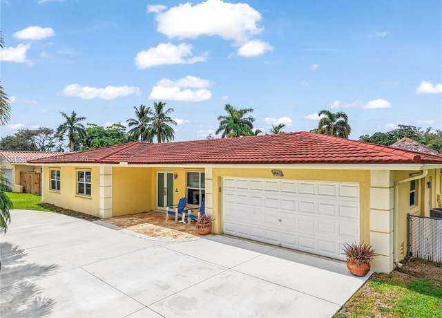 Property at 5940 SW 17th Ct, Plantation, FL 33317, 4 beds, 2 baths