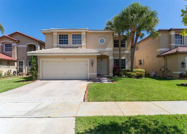 Property at 17933 SW 33rd Ct, Miramar, FL 33029, 4 beds, 2.5 baths