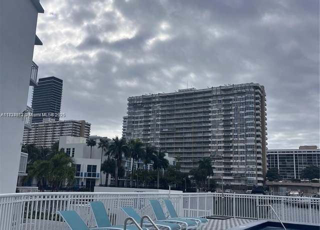 Property at 1913 S Ocean Dr #302, Hallandale Beach, FL 33009, 2 beds, 2 baths