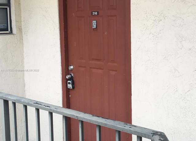 Property at 3252 Foxcroft Rd #316, Miramar, FL 33025, 1 bed, 1.5 baths