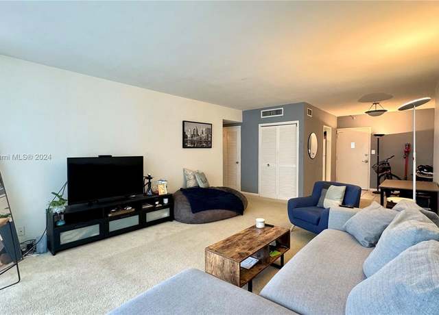 Property at 1200 West Ave #919, Miami Beach, FL 33139, 1 bed, 1 bath