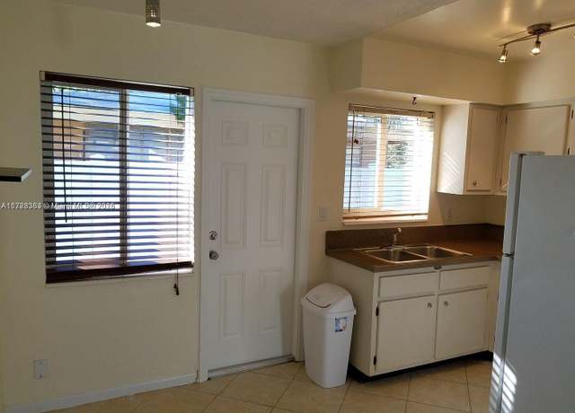Property at 1231 NE 23rd Ave, Pompano Beach, FL 33062, 10 beds, 10 baths
