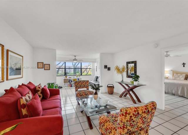 Property at 10451 Sunrise Lakes Blvd #205, Sunrise, FL 33322, 2 beds, 2 baths