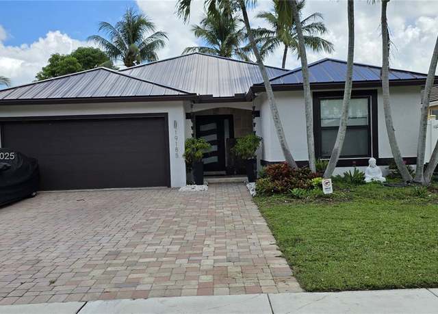 Property at 19185 SW 25th Ct, Miramar, FL 33029, 3 beds, 2 baths
