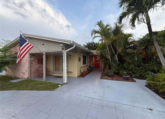 Property at 10261 Bonita Rd, Cutler Bay, FL 33157, 4 beds, 2 baths