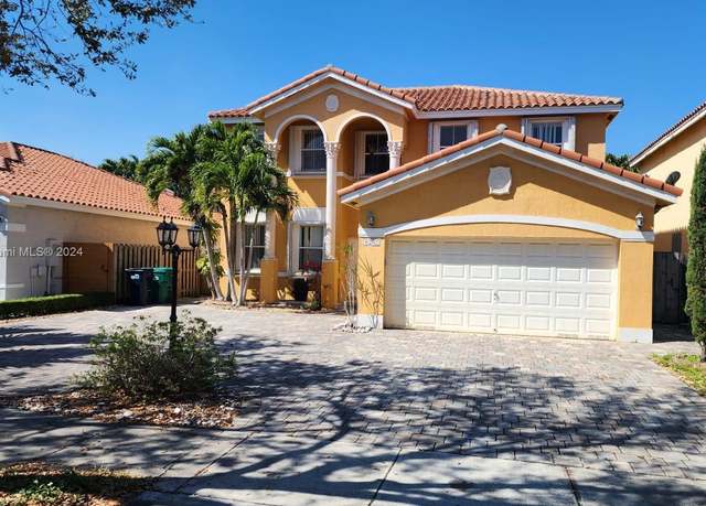 Property at 6202 SW 157th Pl, Miami, FL 33193, 5 beds, 3 baths