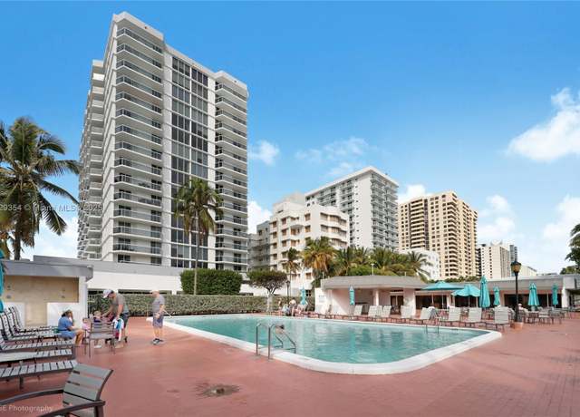 Property at 2401 Collins Ave #1109, Miami Beach, FL 33140, 2 beds, 2 baths