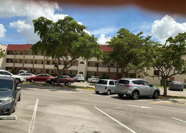 Property at 2600 W Sunrise Lakes Dr #305, Sunrise, FL 33322, 1 bed, 1 bath