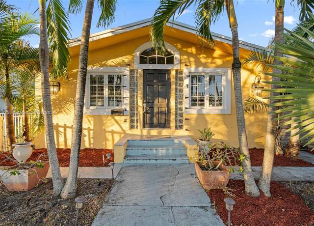 Property at 1547 Harrison St, Hollywood, FL 33020, 3 beds, 2 baths