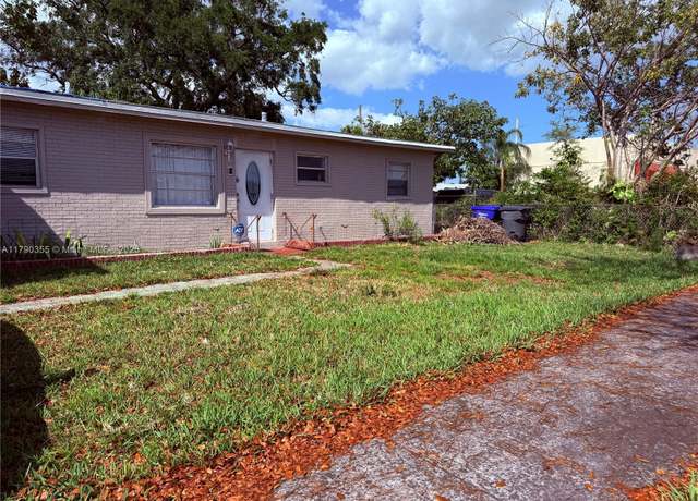Property at 6023 Flagler St, Hollywood, FL 33023, 2 beds, 1 bath