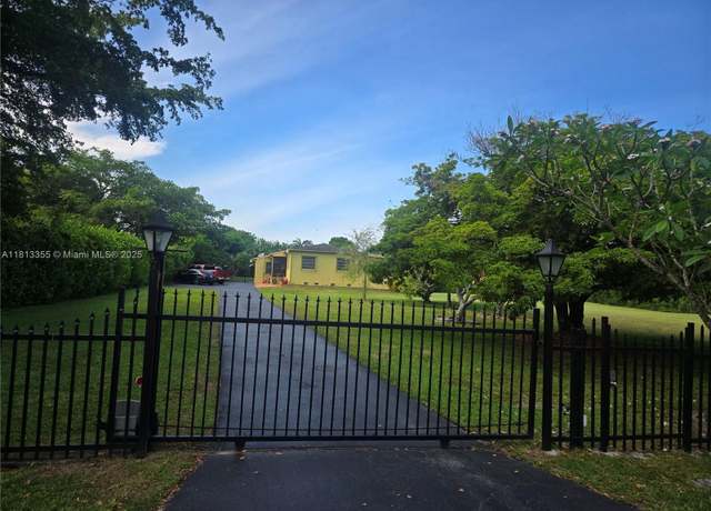 Property at 12401 SW 47th St, Miami, FL 33175, 2 beds, 1 bath